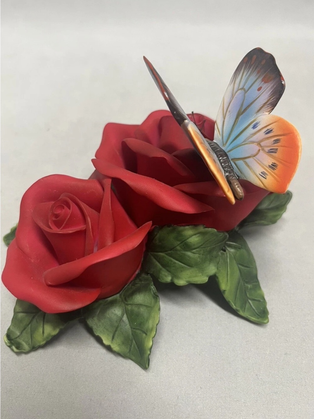 Classic Treasures Porcelain Collectable Red Roses with Butterfly - Picture 5 of 9